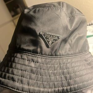 Prada nylon bucket hat in black. In perfect condition. Medium